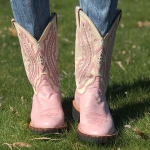 Justin - Pink cowboy boots